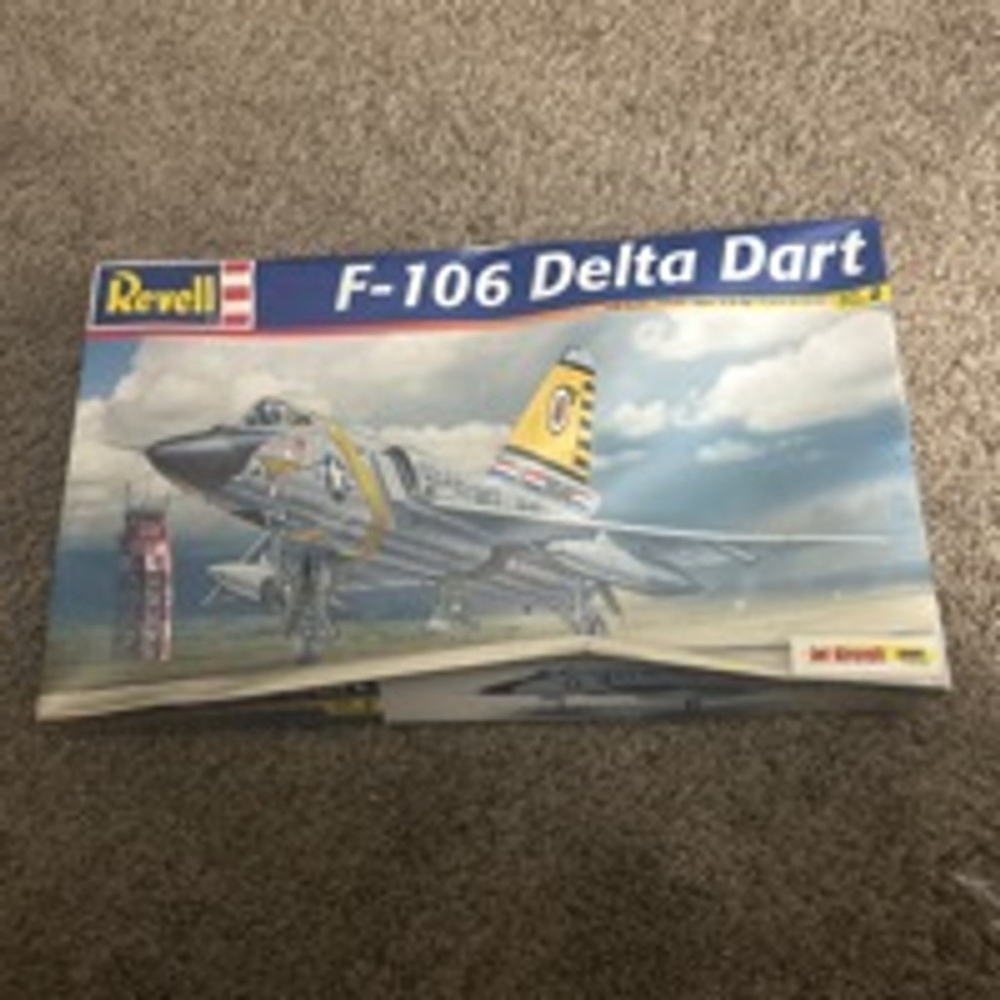 Revell F-106 Delta Dart Model Kit - Silver & Blue